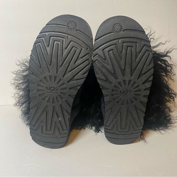 Ugg Black Mongolian Sheepskin Short Cuff Fluffy Mama Boots Size 6 - Picture 12 of 14